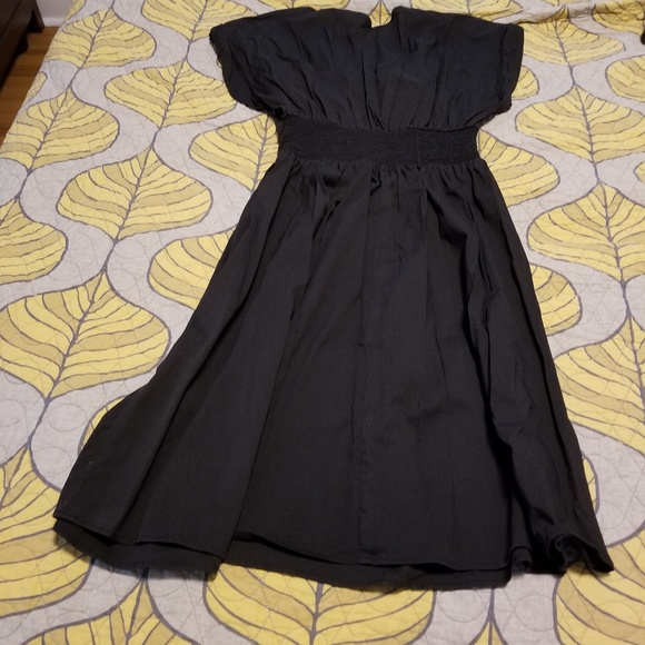 Dress - Picture 5 of 5